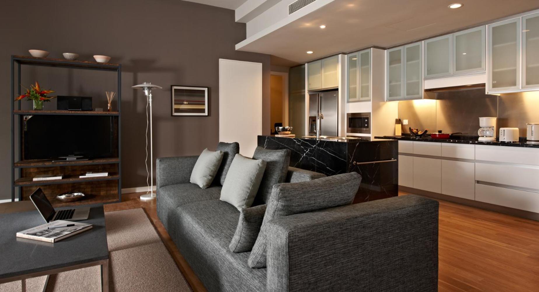 E&O Residences Куала Лумпур Екстериор снимка A living room with a sofa