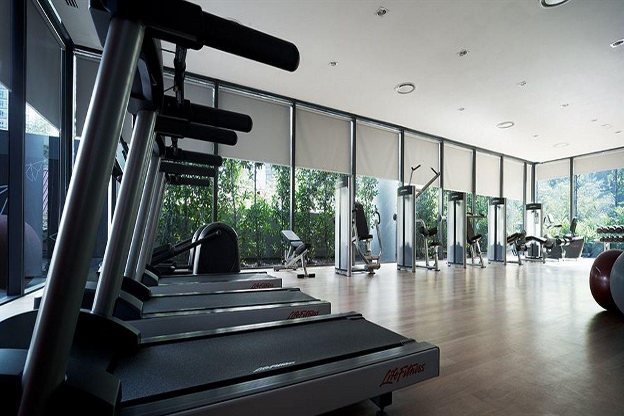E&O Residences Куала Лумпур Екстериор снимка A Life Fitness treadmill